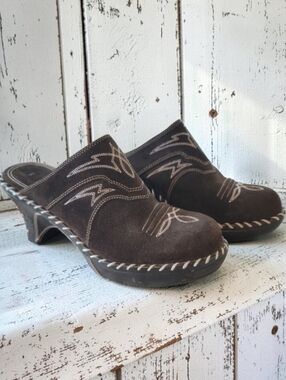 Vintage Sonora by Double-H Brown Suede Western Embroidered Mules Size 9 1/2